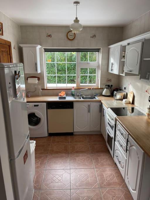 Sonas Seaside Apartment Galway Kültér fotó